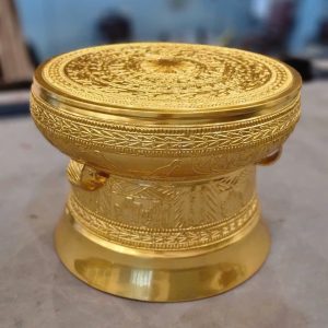 Trống đồng dát vàng